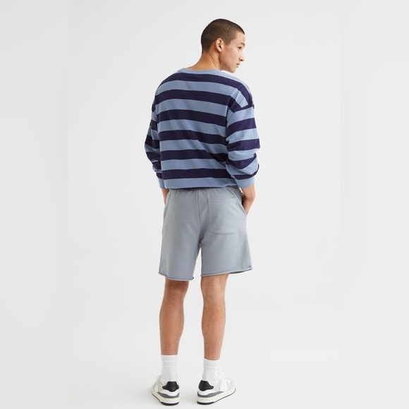 NWT H&M Men’s Regular Fit Sweatshorts - Picture 2 of 7